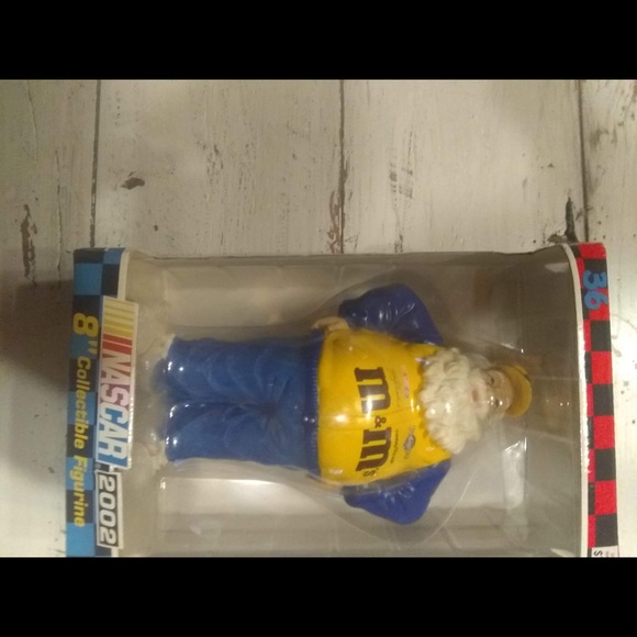 Vintage sports collectibles - Picture 6 of 8